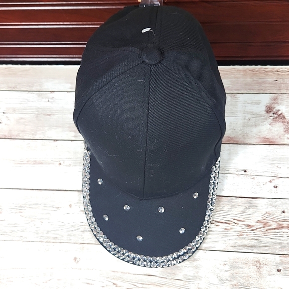 NWOT, Fashion Cap, Women's fashion  Cap, Black w/stones. Super Cute! Adjustable. - Picture 4 of 5
